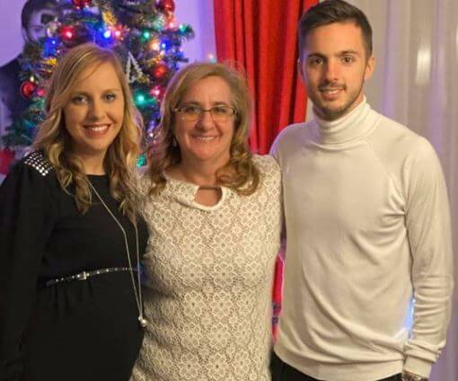 Carmen Mora boyfriend Pablo Sarabia with his beloved mother and elder sister.